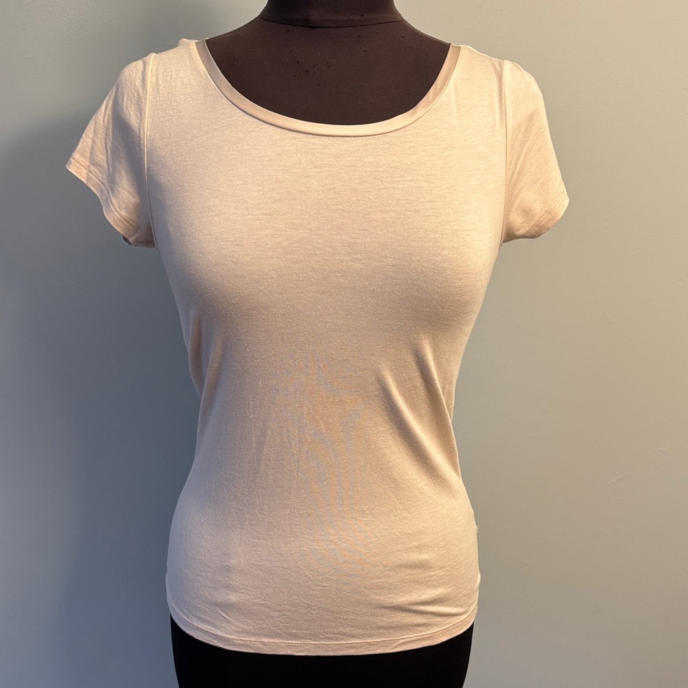Banana Republic Cream Short Sleeve Top
